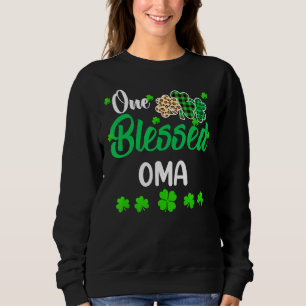 One Lucky Oma Clover St Patrick's Day Irish Sweatshirt