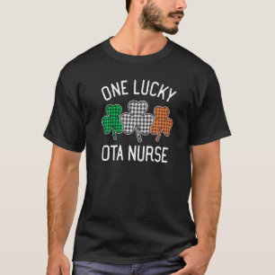 One Lucky Ota Nurse St Patrick's Day Irish Flag Pl T-Shirt