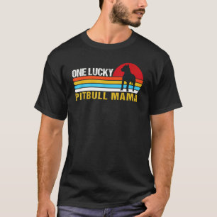 One Lucky Pitbull Mama Funny St Patrick's Day Pitb T-Shirt