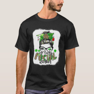 One Lucky Postal Worker Messy Bun St Patrick's Day T-Shirt