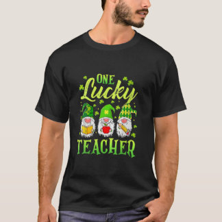 One Lucky Teacher Gnomes Happy St Patrick s Day Gn T-Shirt