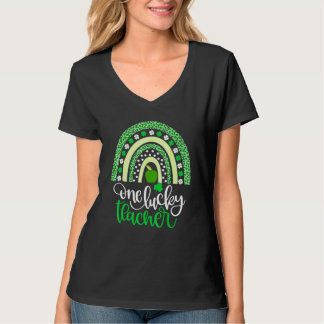 One Lucky Teacher Rainbow St Patricku2019s Day Tea T-Shirt