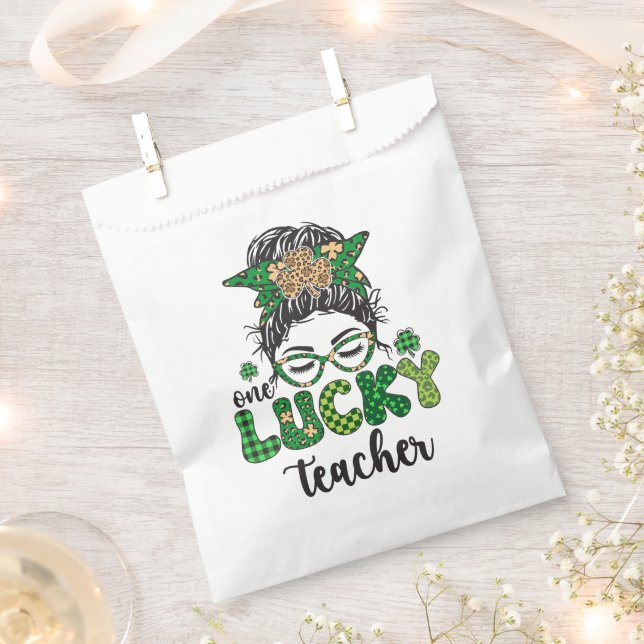 One Lucky Teacher - St. Patrick's Day Favour Bags (Clipped)
