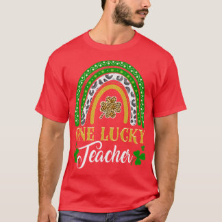 One Lucky Teacher St Patricks Day Rainbow Leopard  T-Shirt