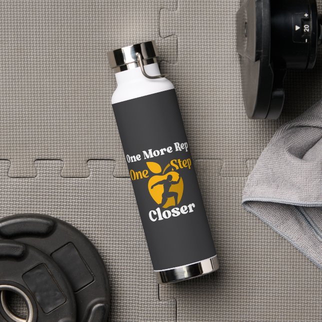 One More Rep, One Step Closer – Motivational Water Bottle (Gym (Rotated))