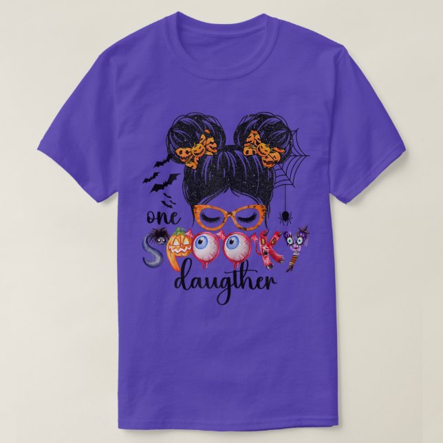 One Spooky Daugther Messy Bun Women Witch Mom Hall T-Shirt (Design Front)