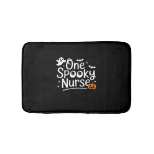 One Spooky Nurse Funny Ghost Nurse Halloween Essen Bath Mat