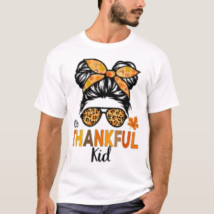 One Thankful Kid Thanksgiving Girl Messy Bun Leopa T-Shirt