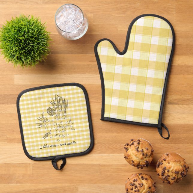 Onion and garlic kitchen orange  Oven Mitt & Pot Holder Set (Top Down)