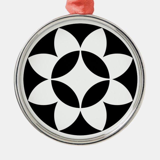 Ooka Shippo Metal Tree Decoration (Front)