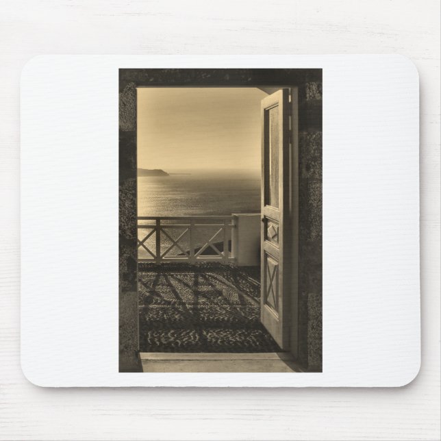 Open door-Retro Mouse Mat (Front)