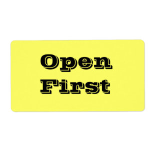 Open First Moving Labels in Yellow