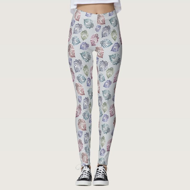 Openwork leaves on a light grey background  leggings (Front)