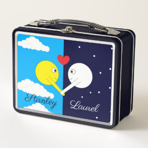 Opposites Attract - Sun & Moon in Love: Metal Lunch Box