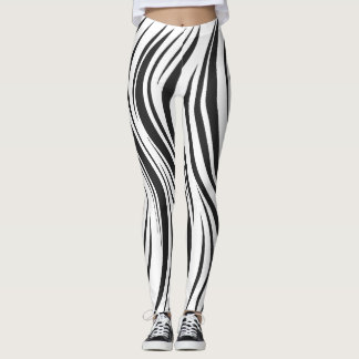 Optical Illusion Wavy Striped Leggings