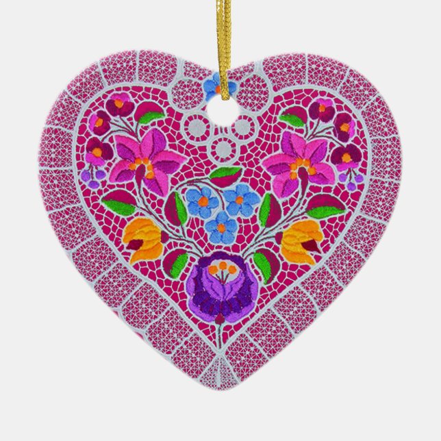OPUS CHANGEABLE Lace Heart Ceramic Tree Decoration (Front)