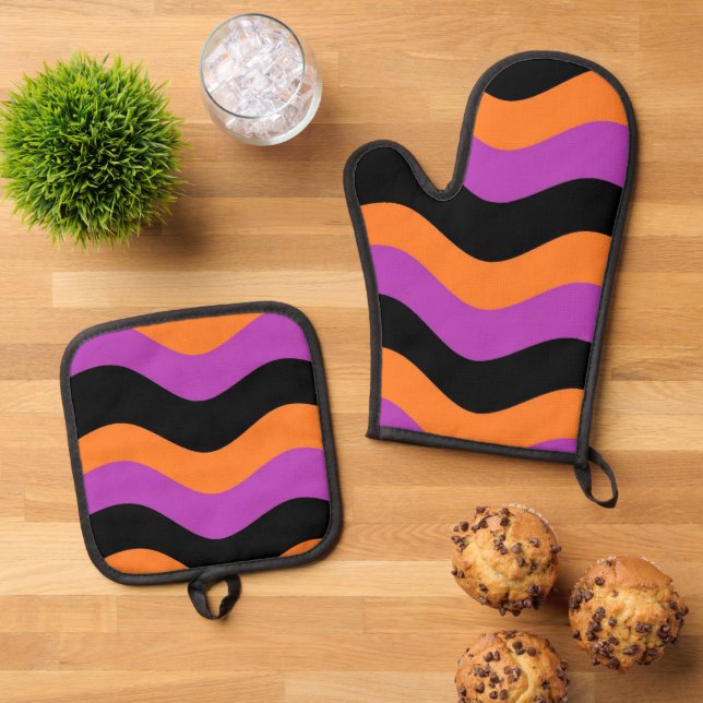 Orange Purple Black Striped Pot Holders Oven Mitts Oven Mitt & Pot Holder Set (Top Down)
