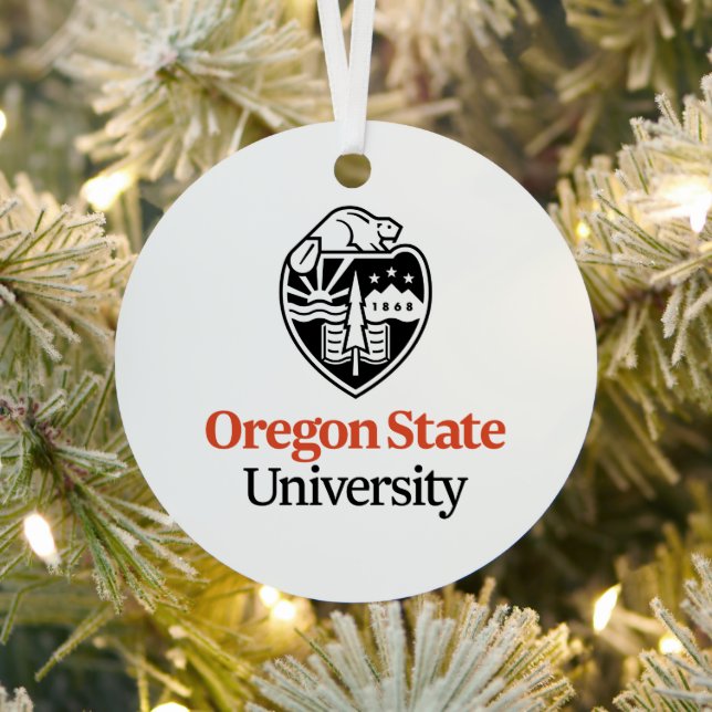 Oregon State University Metal Tree Decoration (Insitu)