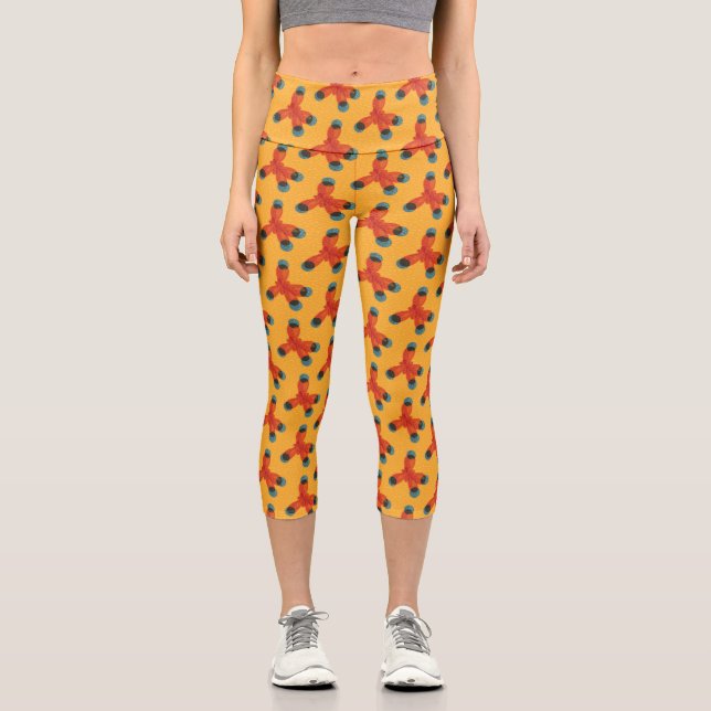 Organic Chemistry Geek Molecule Pattern Chemist Capri Leggings (Front)
