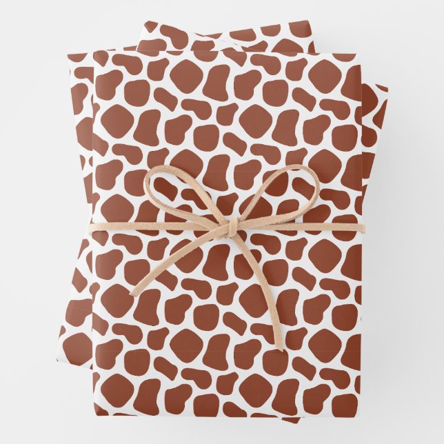 Organic Giraffe Print Seamless Pattern Wrapping Paper Sheet (In situ)