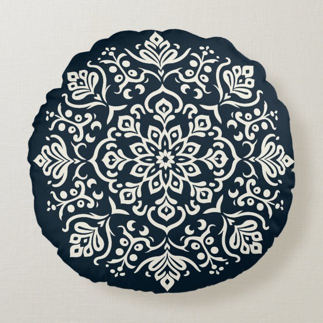 Oriental Arabesque Majestic Motifs Round Cushion (Front)