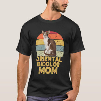 Oriental Bicolor Cat Mum Retro Vintage Funny For C T-Shirt