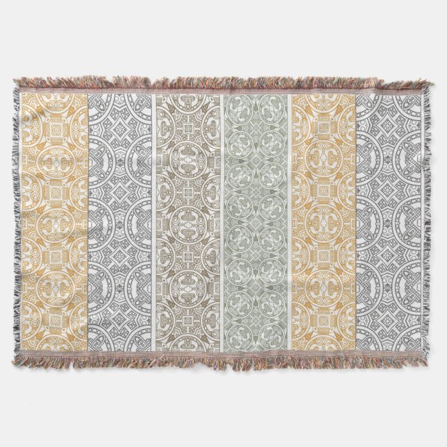 Ornamental pattern throw blanket (Front)