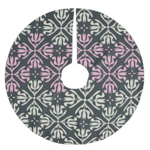 Ornamental Vintage: Seamless Elegant Design. Brushed Polyester Tree Skirt