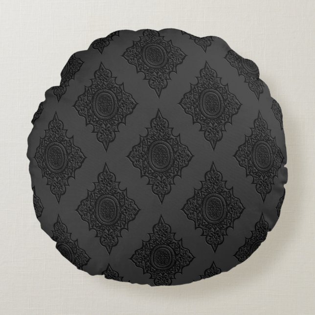 ORNATE BLACK GOTHIC PATTERNS ROUND CUSHION (Front)