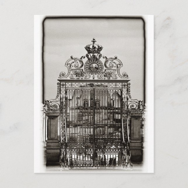 Ornate Gate, Château Versailles Postcard (Front)