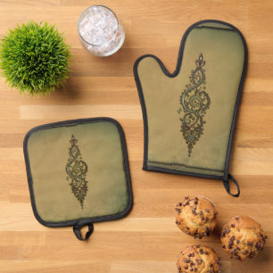 Ornate Treble Clef Oven Mitt & Pot Holder Set