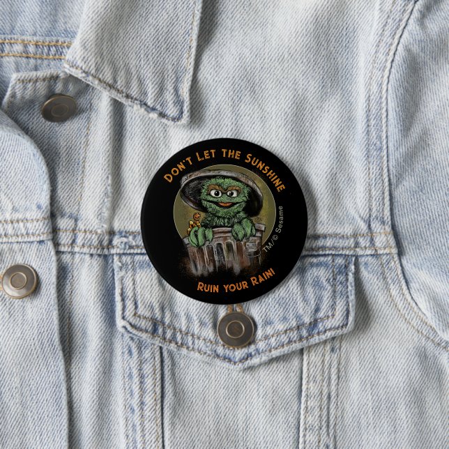 Oscar the Grouch and Slimey Quote Graphic 7.5 Cm Round Badge (In Situ)