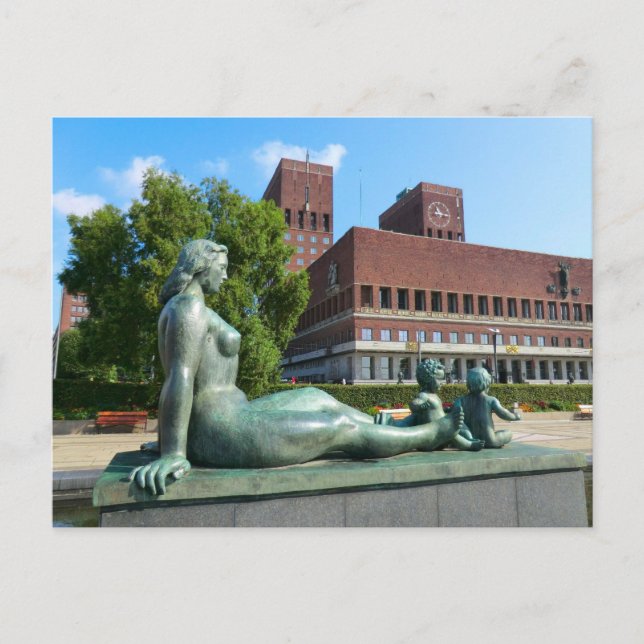 Oslo City Hall, statue Postcard (Front)