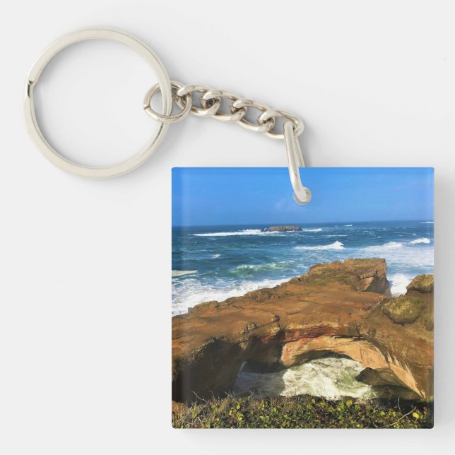 Otter Rock at Devil's Punchbowl State Park, Oregon Key Ring (Front)
