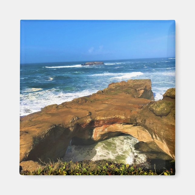 Otter Rock at Devil's Punchbowl State Park, Oregon Magnet (Front)