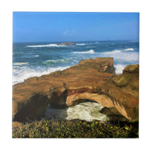 Otter Rock at Devil's Punchbowl State Park, Oregon Tile