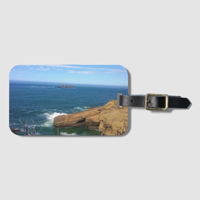 Otter Rock, Oregon Coast Luggage Tag (Front Horizontal)