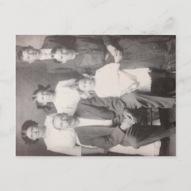 OTTO AND ANNA FABIANKE FAMILY POSTCARD (Front)