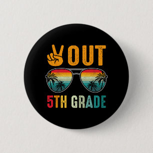 Out 5th Grade Retro Graduation Last Day Of School  6 Cm Round Badge