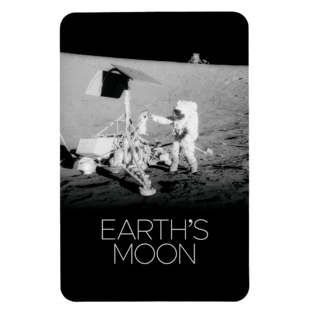 Outer Space, Galaxy, Solar System, Earth's Moon Magnet (Vertical)