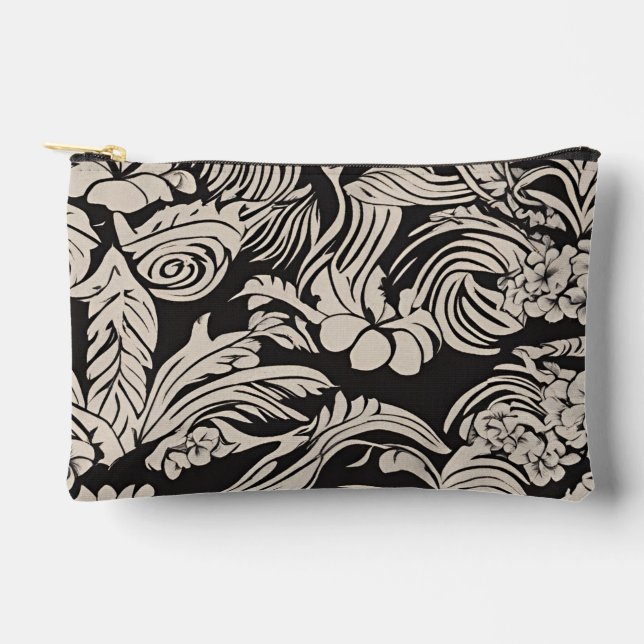 Outrigger Breeze Accessory Pouch (Front)