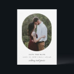Oval frame save the date<br><div class="desc">Save the date photo card featuring a single photo and modern type. Photo credit to unsplash.com</div>