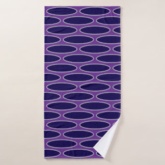 Oval Purple Chain Pattern Bath Towel