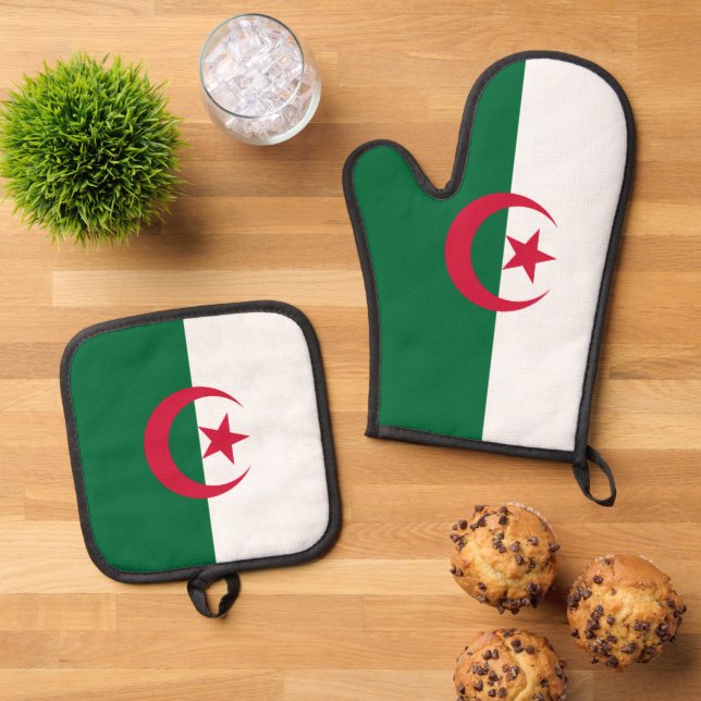 Oven Mitt and Pot Holders, Algeria flag Oven Mitt & Pot Holder Set (Top Down)