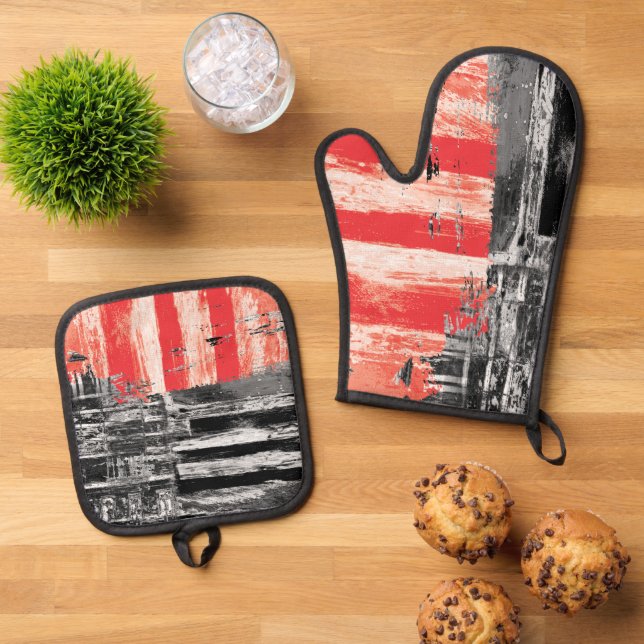 Oven Mitt & Pot Holders Red Pulse Abstract Design Oven Mitt & Pot Holder Set (Top Down)
