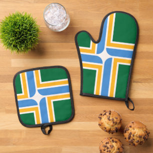 Oven Mitt, Pot Holders with flag of Portland, US Oven Mitt & Pot Holder Set