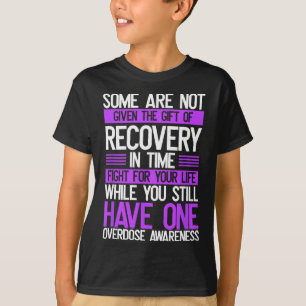 Overdose Awareness Fighter Purple Ribbon Drug Abus T-Shirt