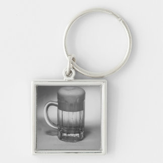 Overflowing beer glass key ring