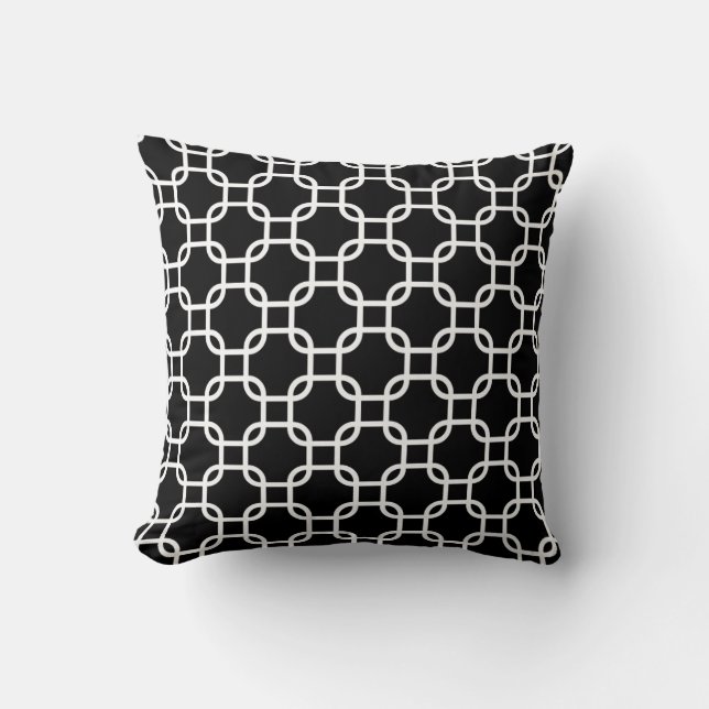 Overlapping Geometric Pattern I Black and White Cushion (Front)