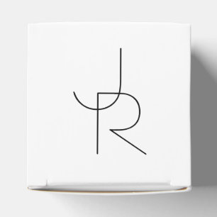 Overlapping Initials   Black On White Favour Box